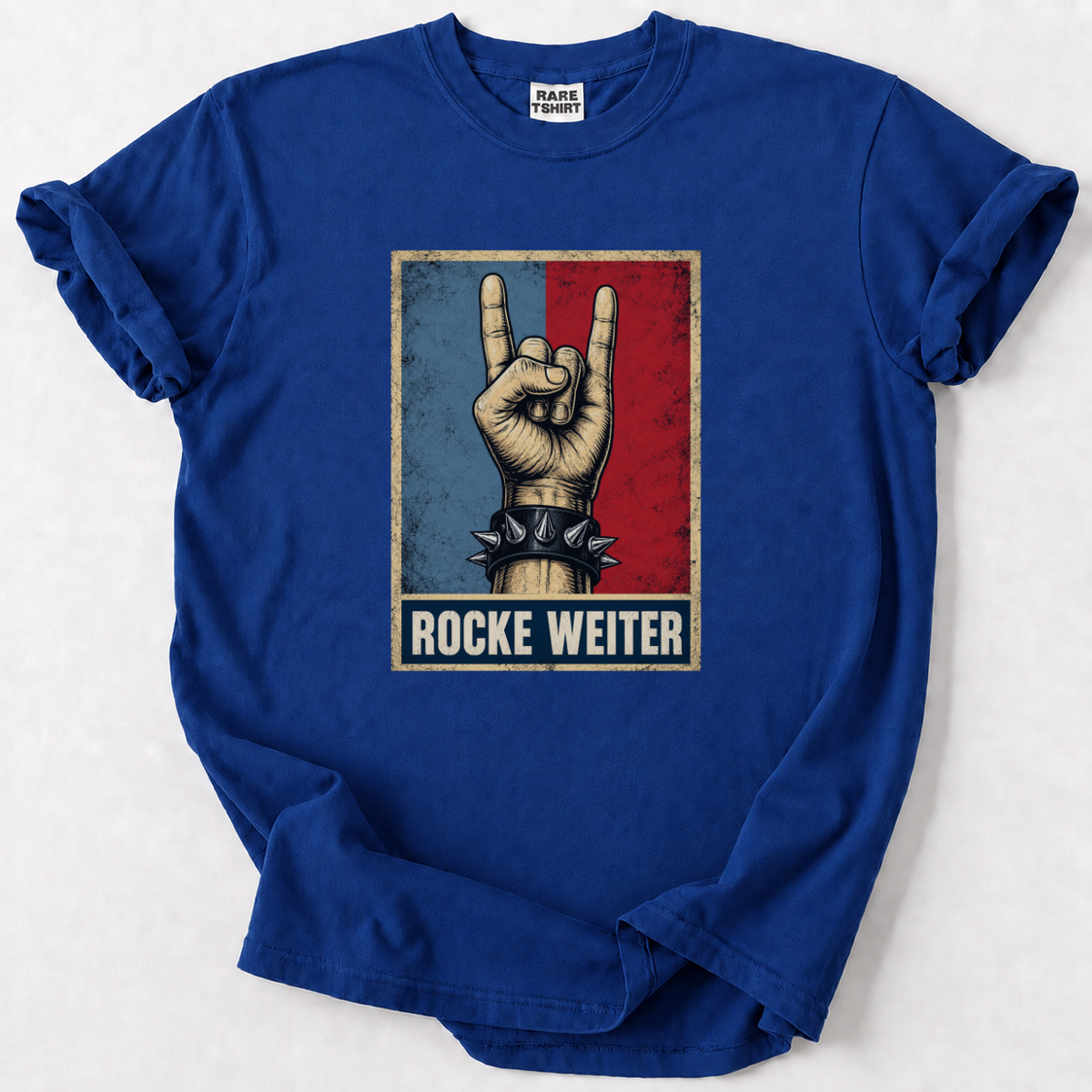 Zeig deine Rock-Attitüde mit unserem Vintage-Design "Rocke Weiter"! Weiche Baumwolle, zeitloser Print, perfekt für echte Musikfans.