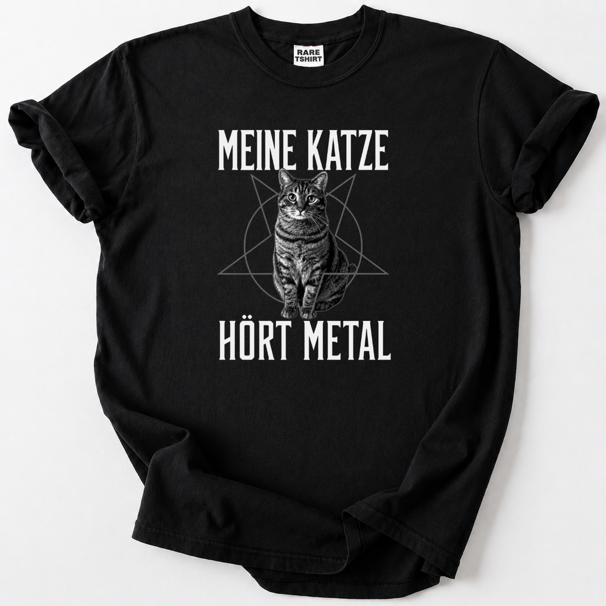 T-shirt black For the cat mom who blasts metal at full volume. Bold. Dark. Unapologetic.