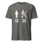 "Gitarren Papa T-Shirt mit lustigem Stick-Figuren Design, Mein Papa spielt Gitarre, cooles Musiker Vater Shirt"
